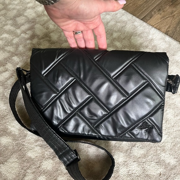 Lug Huddle black crossbody purse bag excellent condition - Picture 3 of 9